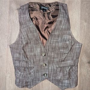 A. BYER Button Vest